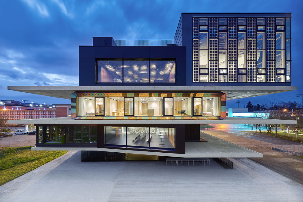 NEST est l’acronyme anglais de « Next Evolution in Sustainable Building Technologies »