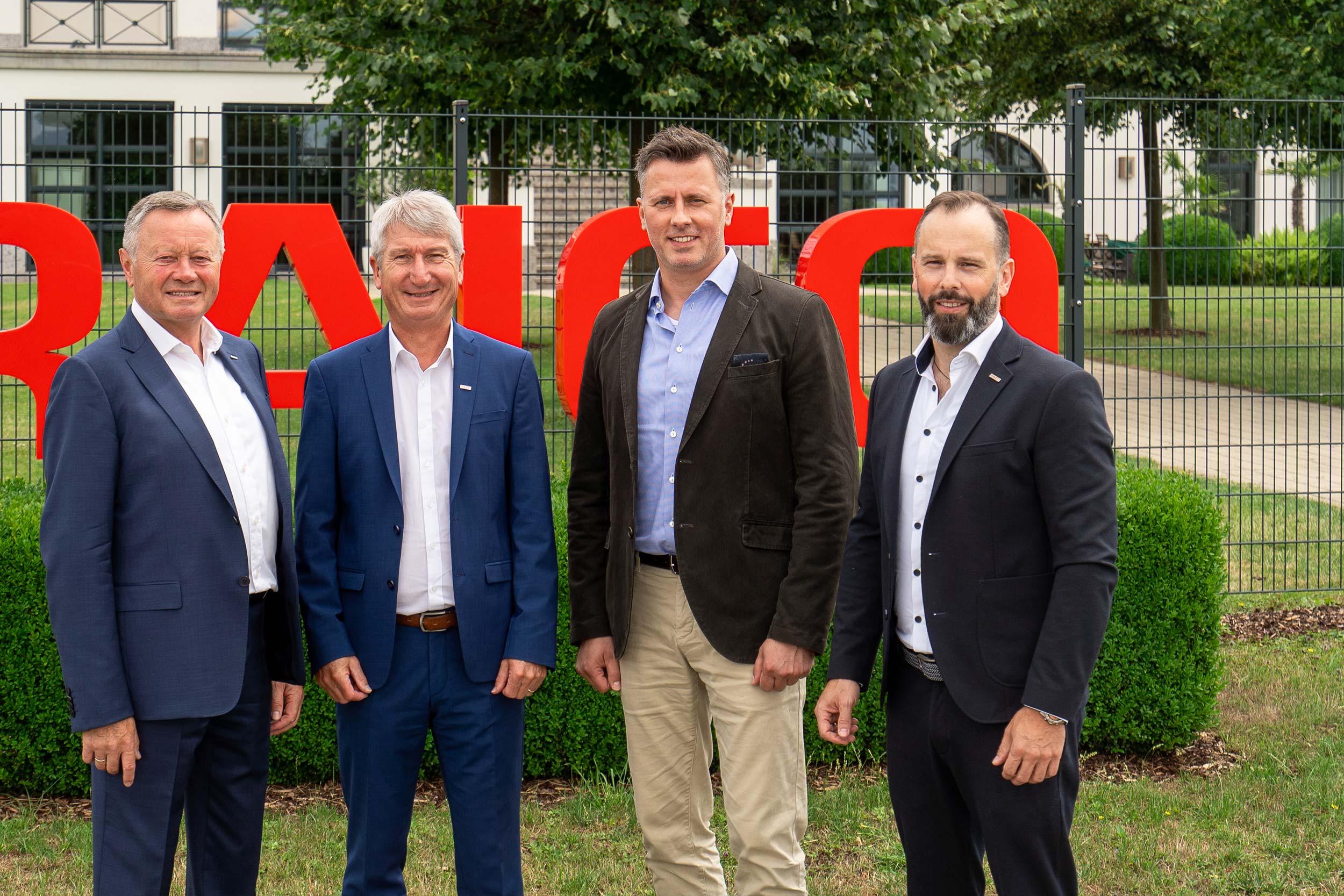RAICO Bautechnik GmbH initiates generation change