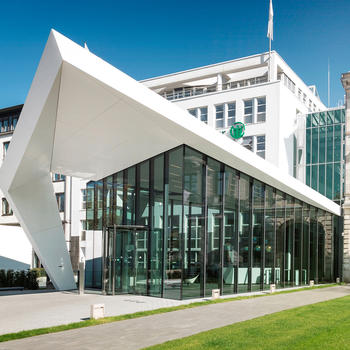 Hanse Merkur entrance