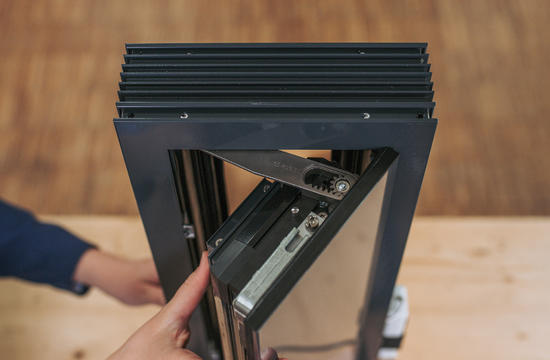 Disponible dès maintenant : Le clapet de ventilation RAICO FRAME<sup>+</sup> LF en 90 mm de profondeur !